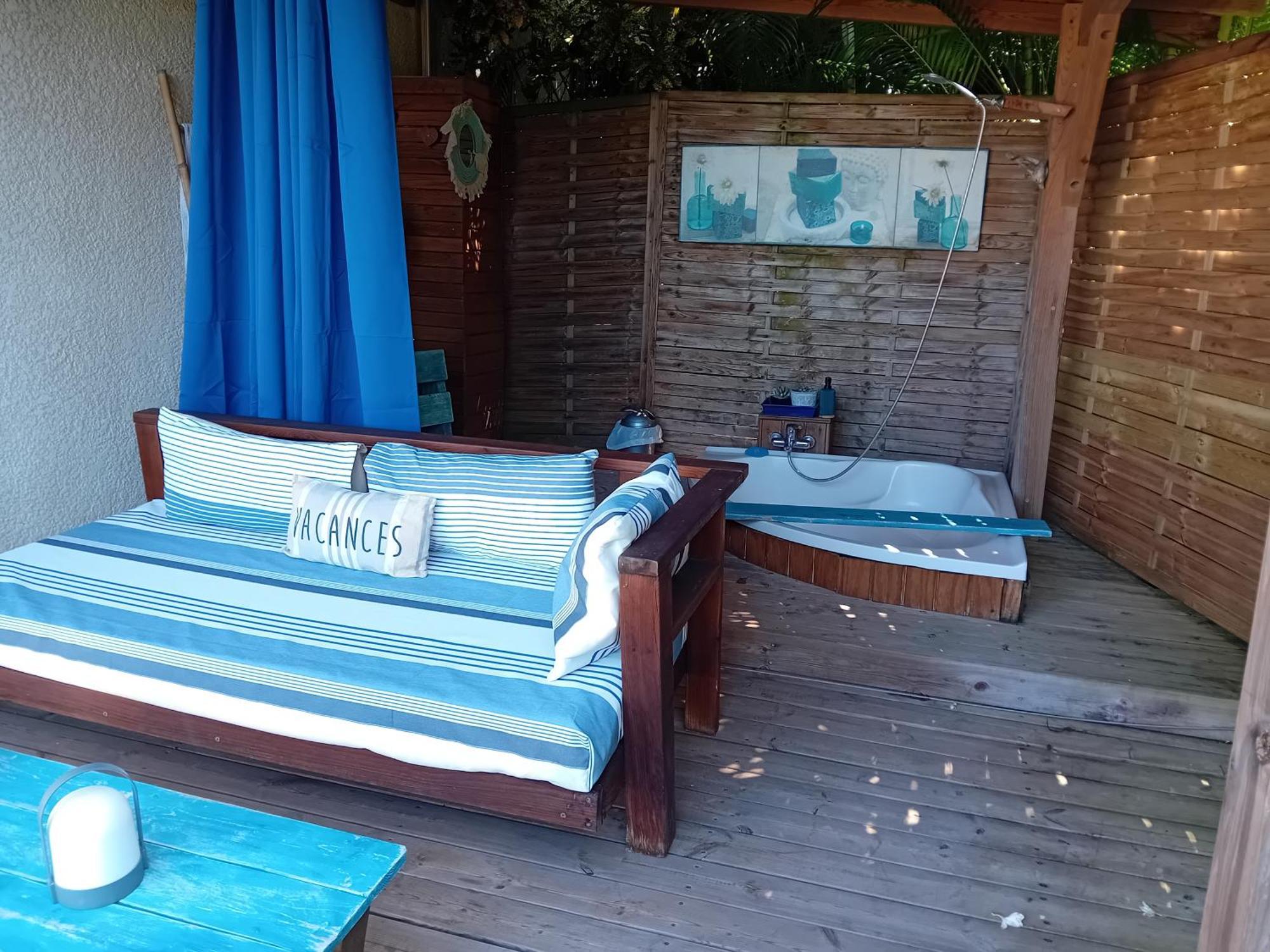Bed and Breakfast Ali-Nais Location Десе Екстер'єр фото